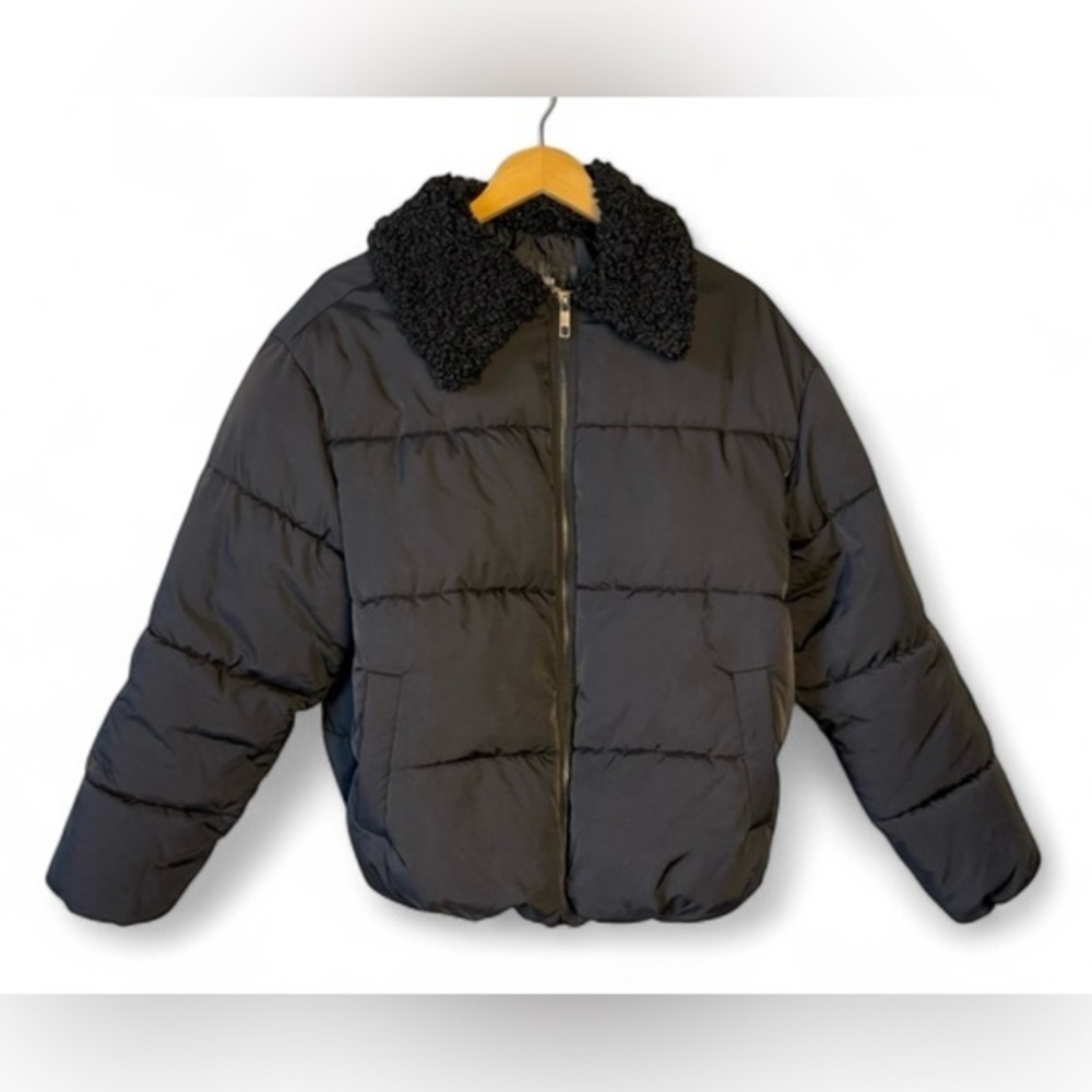NWOT URBAN OUTFITTERS DUCKIE PUFFER JACKET WOMENS SIZE SMALL - Picture 2 of 8